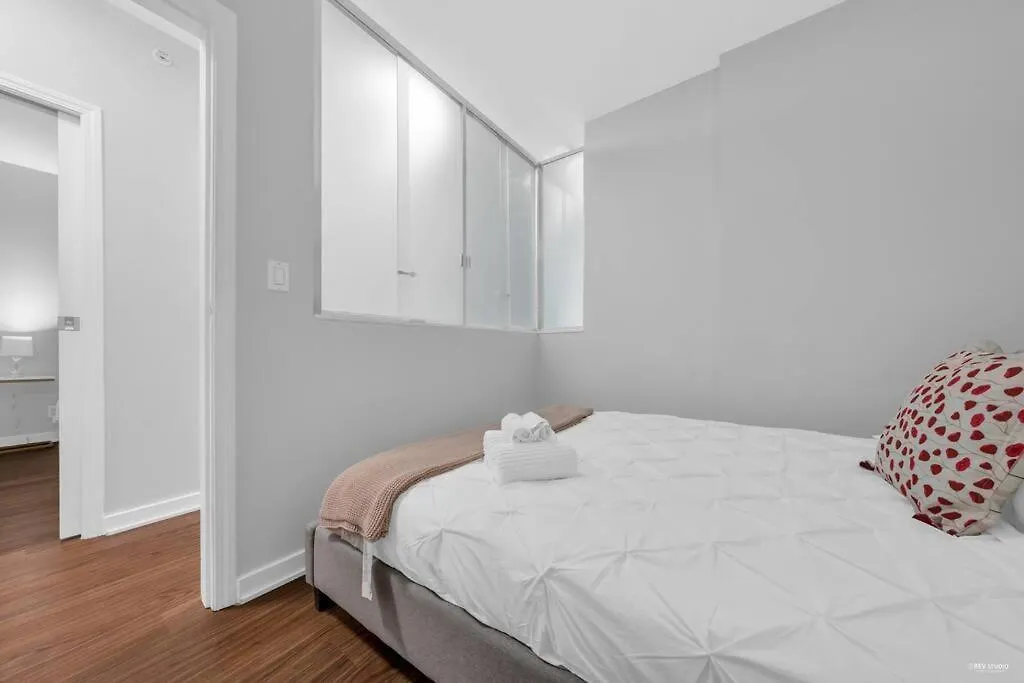 Lovely 2-Bedrooms Downtown Suite Free Parking Vancouver 0*,  Canada
